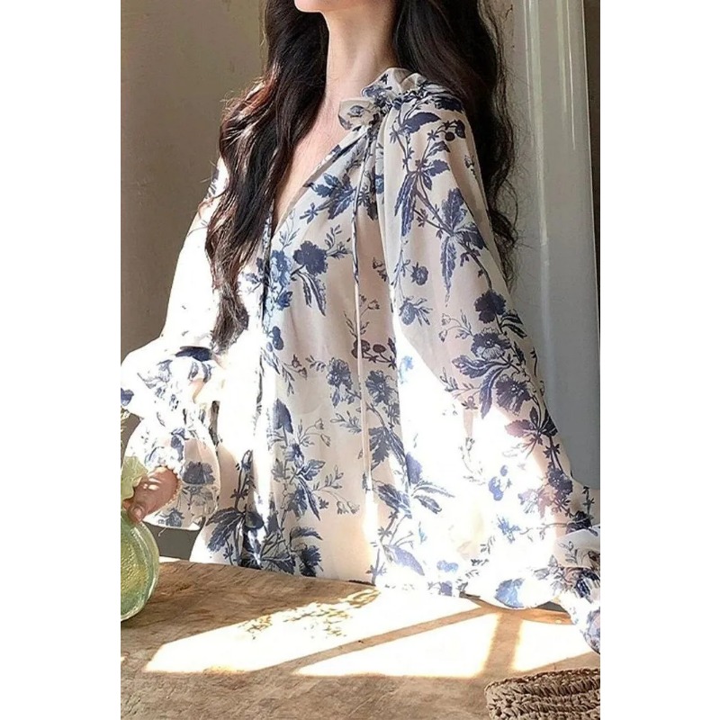 เสื้อเชิ้ตชีฟองพิมพ์ลายดอกไม้ฤ - Sewing V บทวิจารณ์และราคา